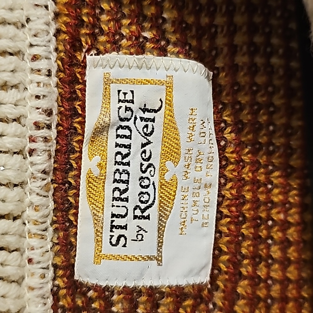 Cozy Cream and Brown Knit vintage poncho - Picture 3 of 4